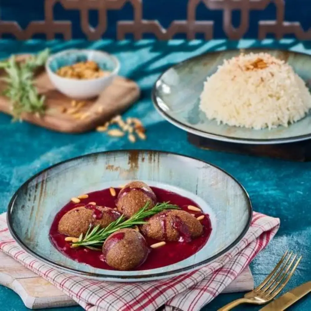 كبة بالكرز مع الأرز